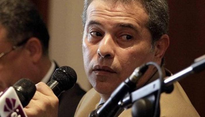 بعد القبض على “عكاشة” لتنفيذ حكم بالسجن.. فيس بوك ساخرا: عكشوا العكش