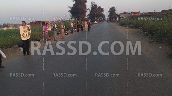 سلسلة بشرية في “سمنود” بمحافظة “الغربية” تنديدًا بالانقلاب