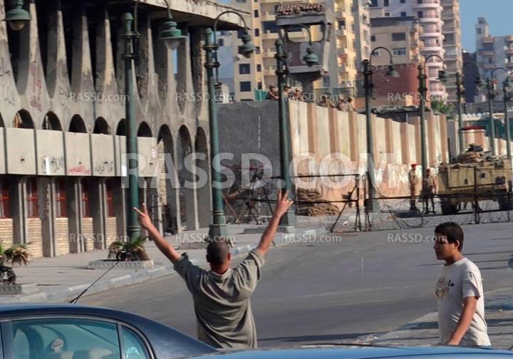 قوات من الجيش تعتلي عقارات في محيط المنطقة الشمالية العسكرية