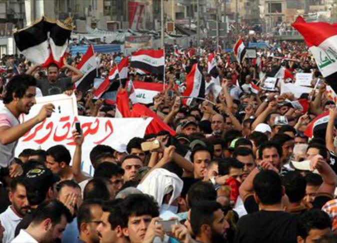 الآلاف يتظاهرون وسط العاصمة العراقية احتجاجا على انقطاع الكهرباء