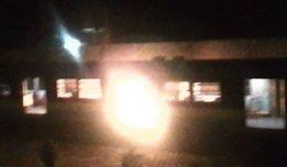 ثوار غاضبون يحرقون جراج مترو المرج في ذكرى مجزرة رمسيس