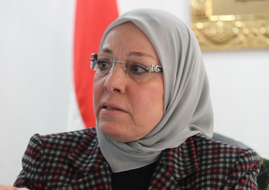 بالفيديو.. وزيرة القوى العاملة تؤكد مجددًا: بطبخ ملوخية بالأرانب كويس