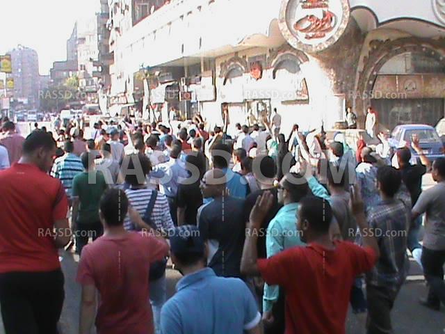 صور | مسيرة لأهالي “المهندسين” مطالبة بالقصاص للشهداء