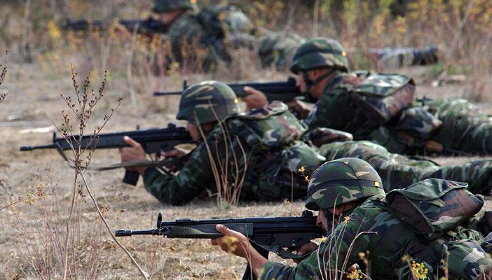 تركيا.. مقتل وإصابة 4 جنود خلال اشتباكات مع إرهابيين