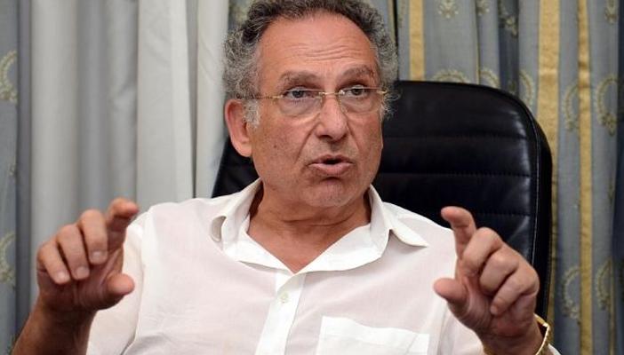 بالصور.. دراسة لـ”ممدوح حمزة” تكشف أوهام السيسي عن تفريعة قناة السويس