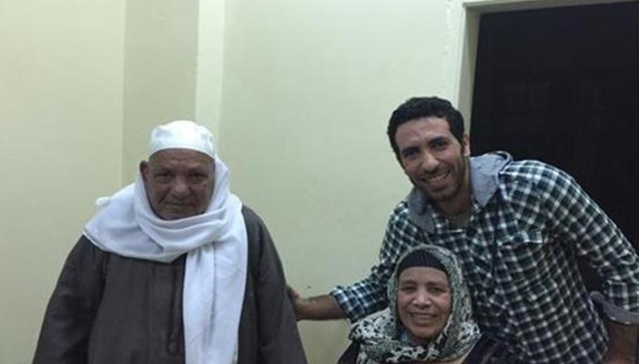 أبو تريكة: الوالد والوالدة بخير ولا داعي للشائعات