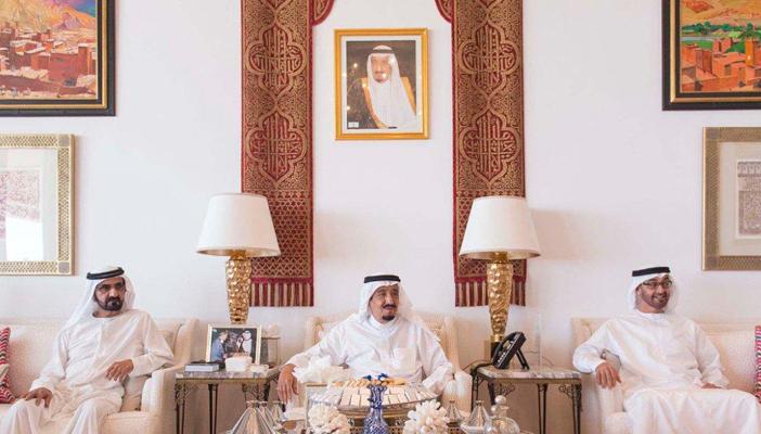 بالصور.. العاهل السعودي يلتقي حاكم دبي في طنجة