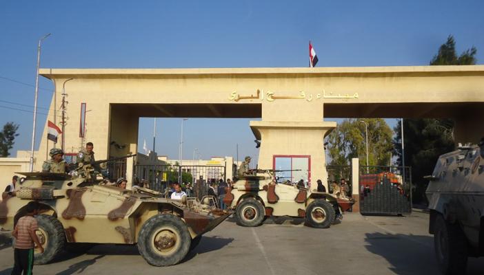 الإذاعة الإسرائيلية تؤكد خطف 4 فلسطينيين على يد قوات الأمن المصرية