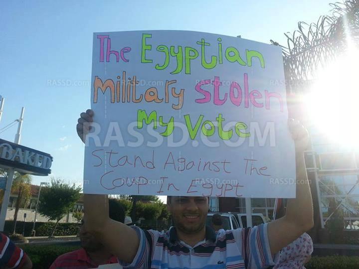 رافضو الانفلاب بكاليفورنيا ونيويورك يتظاهرون ضد الانقلاب