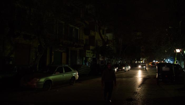 انقطاع الكهرباء المتكرر يثير استياء أهالي بني سويف