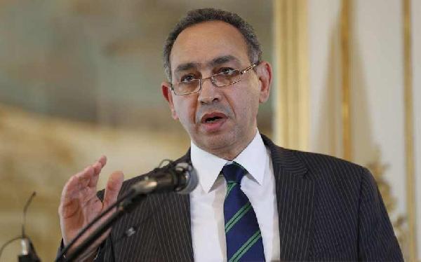 السفير المصري بلندن: الإخوان نازيون يجب إبادتهم