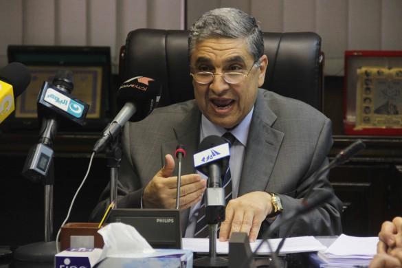 وزارة الكهرباء تهدد بقطع التيار عن المواطنين