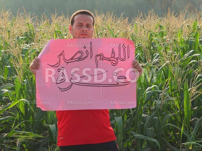 سلسلة بشرية على طريق الفيوم القاهرة رفضا للانقلاب