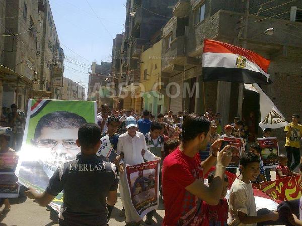 مسيرة لأهالي العكريشة بكفر الدوار ضد الانقلاب