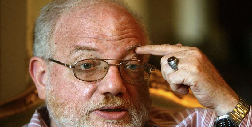 إيقاف “النفيس” في مطار القاهرة عقب عودته من إيران