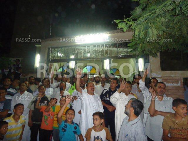 مسيرة ليلية بالعاشر من رمضان لكسر حظر التجوال