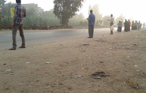 سلسلة بشرية لرافضي الانقلاب بطناح بالدقهلية للمطالبة بالقصاص