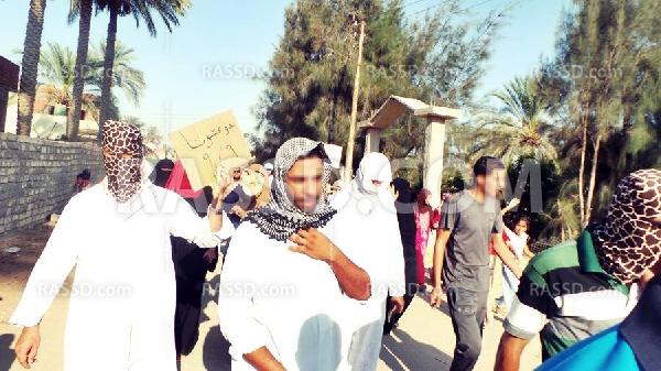 حركة “جوعتونا” تتظاهر بالإسماعيلية ضد سياسات الانقلاب الاقتصادية