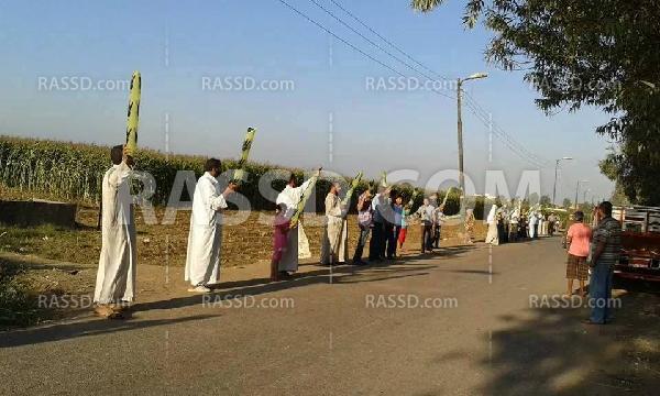 سلسلة بشرية مناهضة للانقلاب بالسنطة في الغربية