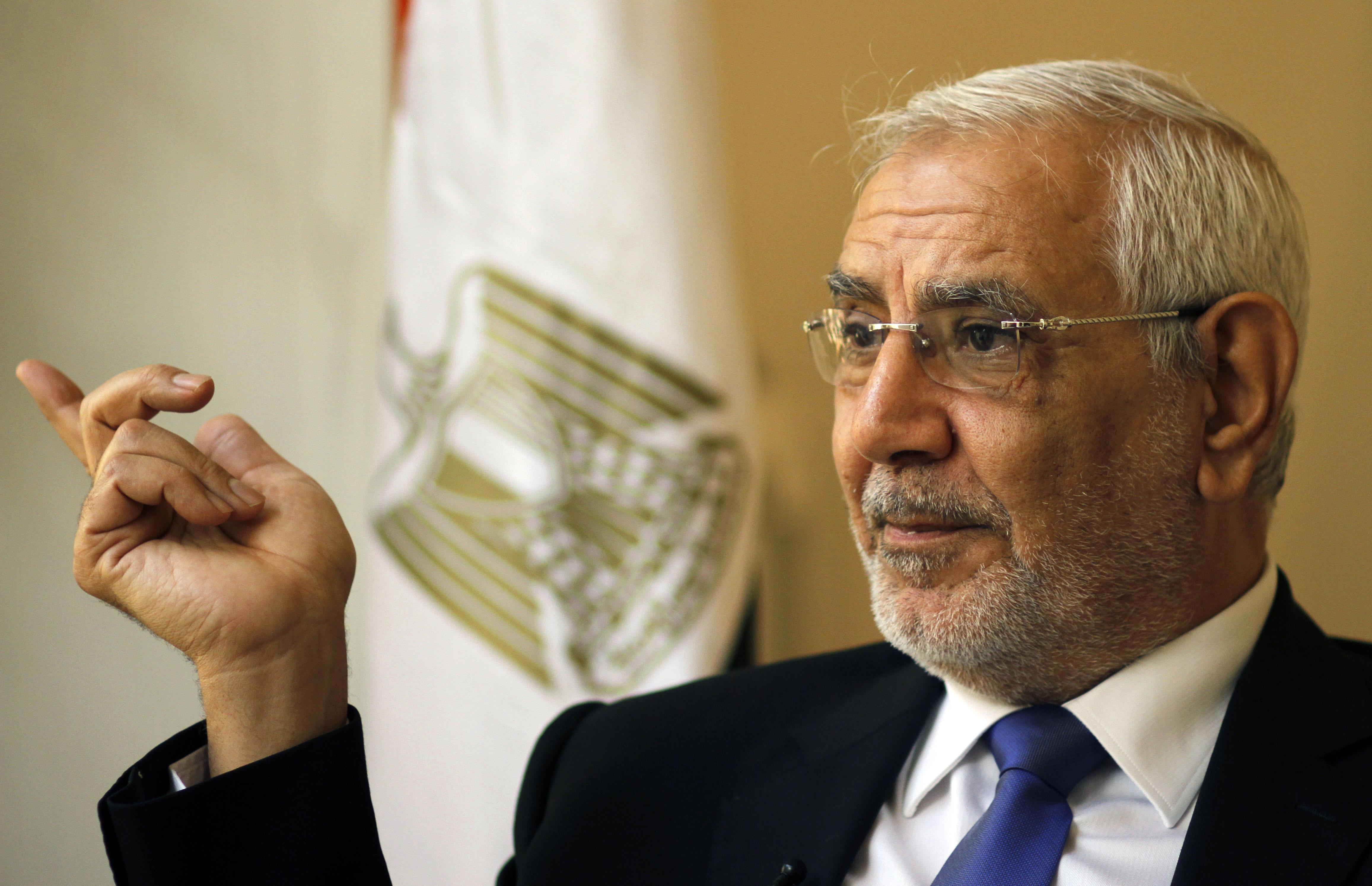 ملاطفة مقاتلٍ زاده الخيال – وائل قنديل