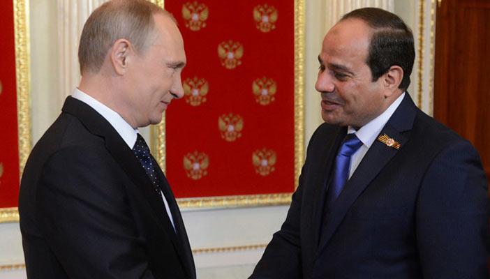 “حسني”: بوتين يروِّض مصر لتحقيق أهدافه بينما السيسي لا يعرف ماذا يريد