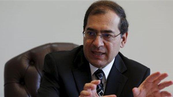 وزير البترول يعتمد 350 جنيها زيادة في رسوم توصيل الغاز للمنازل