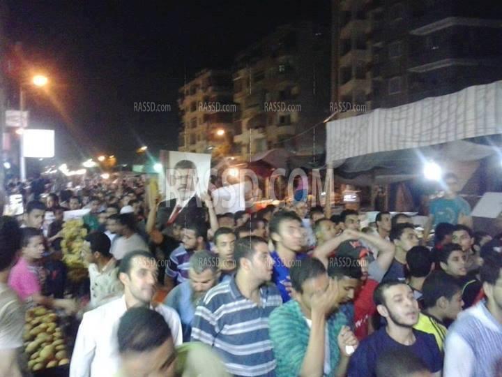 مسيرة ليليلة بشبرا تطالب بانهاء حكم العسكر