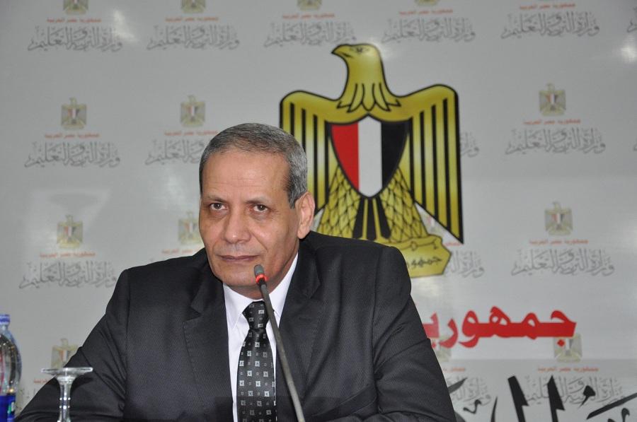 “التعليم قبل الجامعي” يقرر إلغاء امتحانات منتصف العام