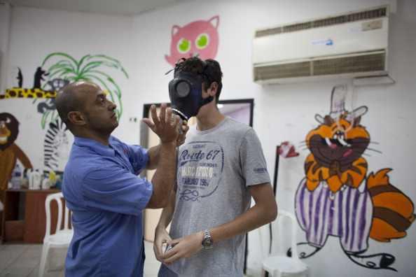 معاريف: إسرائيل غير مستعدة لصد “الكيماوي السوري”