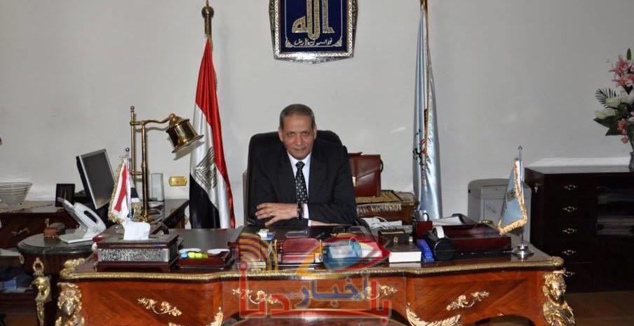 آخرهم إلغاء إمتحان منتصف العام.. 7 أزمات في عهد “ساقط الإملاء”