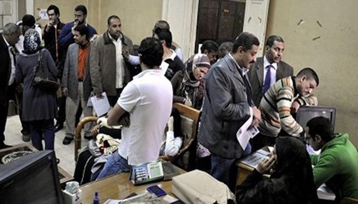 باتريك وير: مصر تهدر موارد هائلة على الموظفين للقيام بمهام تافهة