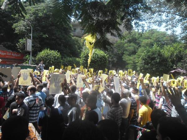 الداخلية تطلق الغاز المسيل للدموع على متظاهري”سفنكس”