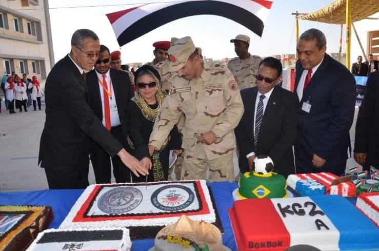 الاستثمارات العسكرية تنتشر في المدارس الدولية والجامعات الحكومية