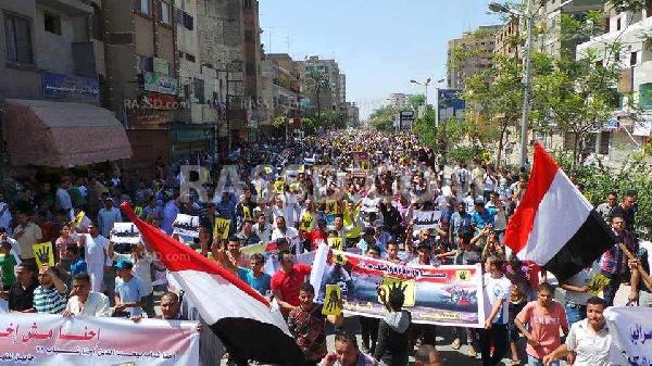 فيديو… أكبر مظاهرة في تاريخ الفيوم بجمعة الحسم