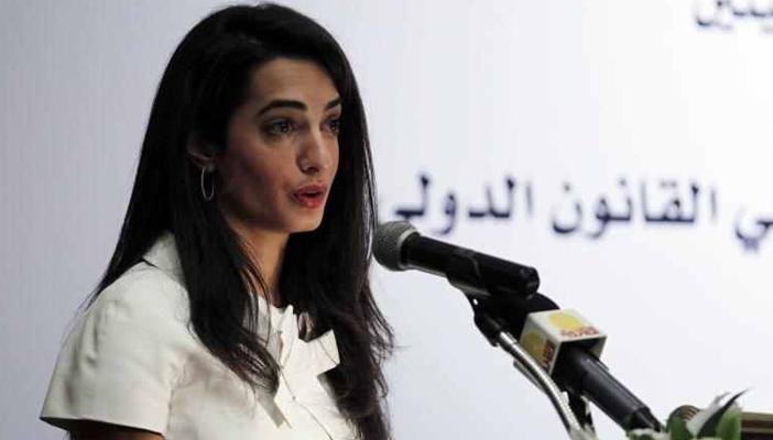 أمل كلوني: نسير في طريقين للإفراج عن صحفيي “الجزيرة”