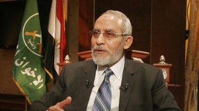 مستشار مرسي يحمل سطات الانقلاب مسئولية تدهور صحة بديع