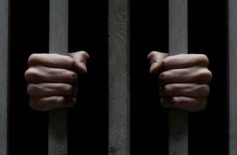 34 معتقلا بقسم عين شمس يعلنون الإضراب جراء الاعتداء عليهم