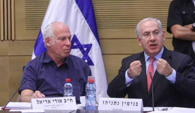 نتنياهو يعنف وزير الإسكان بسبب أوباما