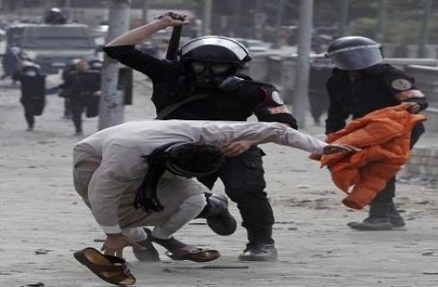 الاعتداء على صحفى بـ”الدستور” بقسم شرطة المنيا ­