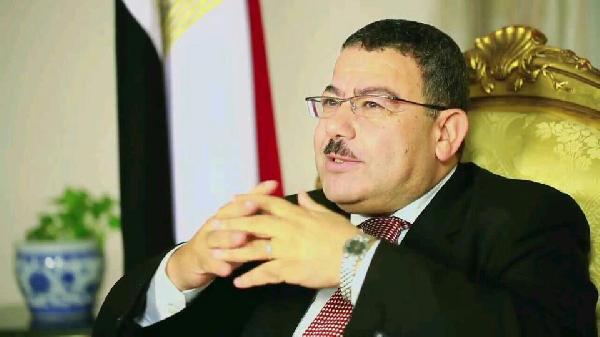 سيف عبد الفتاح: الانقلابيون يبحثون على هدنة قبل الدراسة