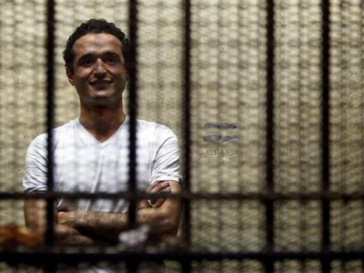 اليوم.. استئناف محاكمة «دومة» وآخرين بـ «أحداث مجلس الوزراء»