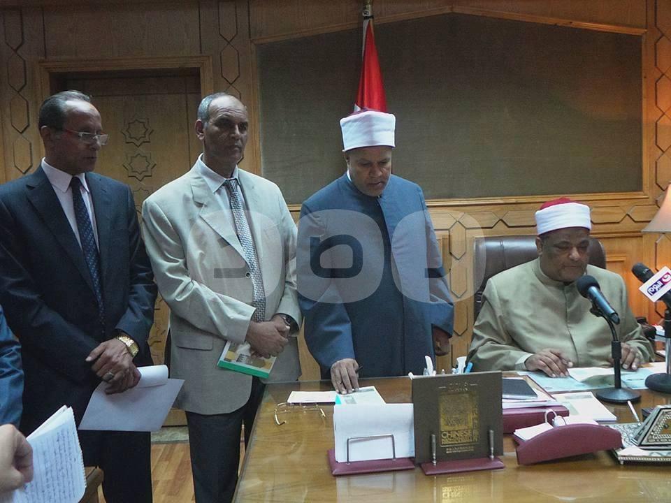 بالصور.. شومان يعتمد نتيجة الدور الثاني للثانوية الأزهرية