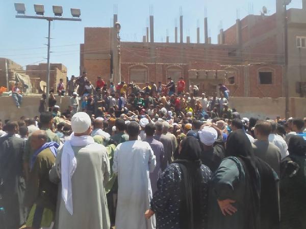 مشاجرات وتكدس أمام مكاتب التموين بالميمون ببني سويف