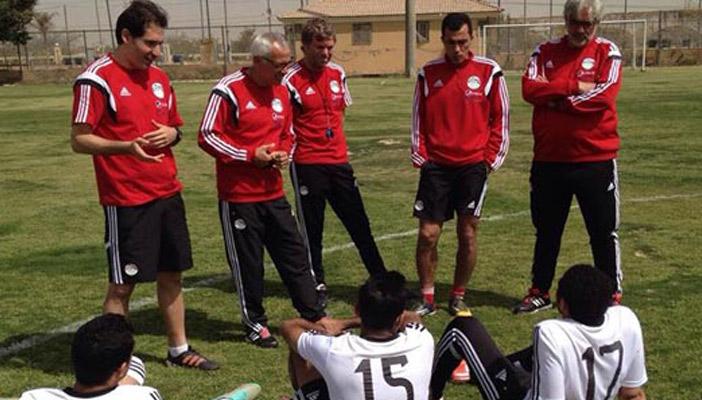 بالصور.. أبرز الصعوبات التي تواجه كوبر قبل مواجهة تشاد