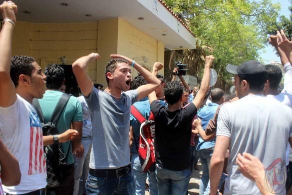 خريجو الثانوية العامة بالإسكندرية يطالبون بفتح باب التحويل