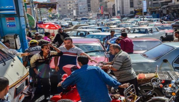 توقف محطات الوقود وأزمة مرورية بأسيوط بسبب الكهرباء