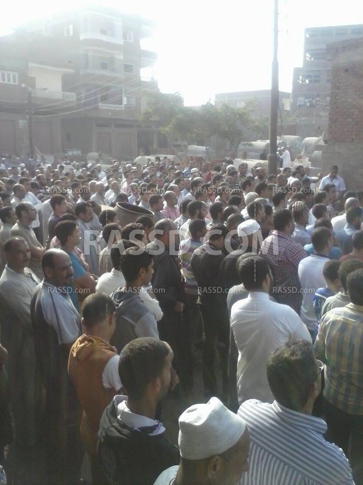 تشييع جنازة أحد مصابي مجزرة رابعة بعد وفاته متأثرا بإصابته