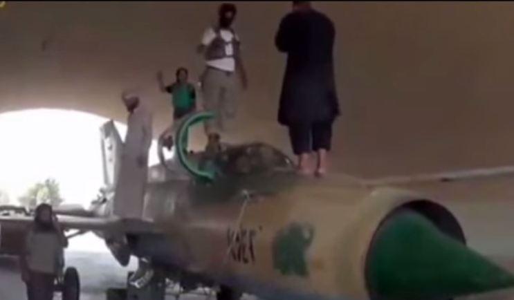 فيديو|داعش تستولي على طائرات روسية