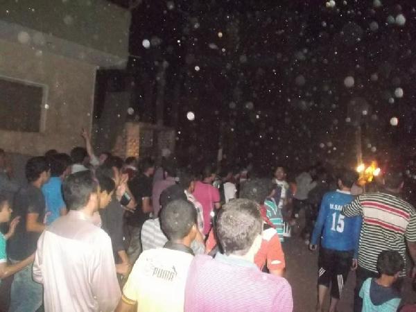 “ضنك” تتظاهر بالمنوفية تنديدًا بالوضع الاقتصادي