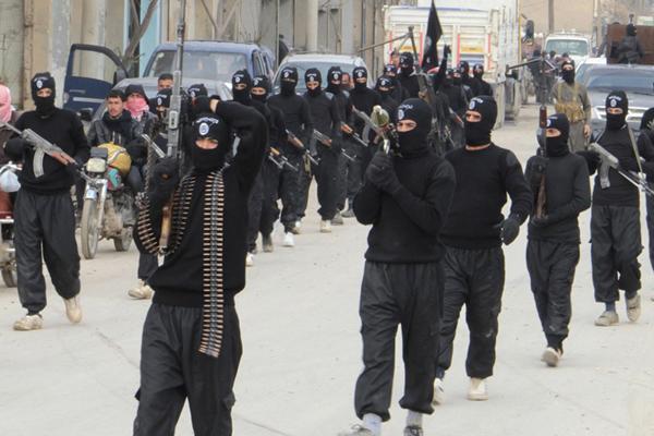 شعارات مؤيدة لـ”داعش” على جدران شارع في روما